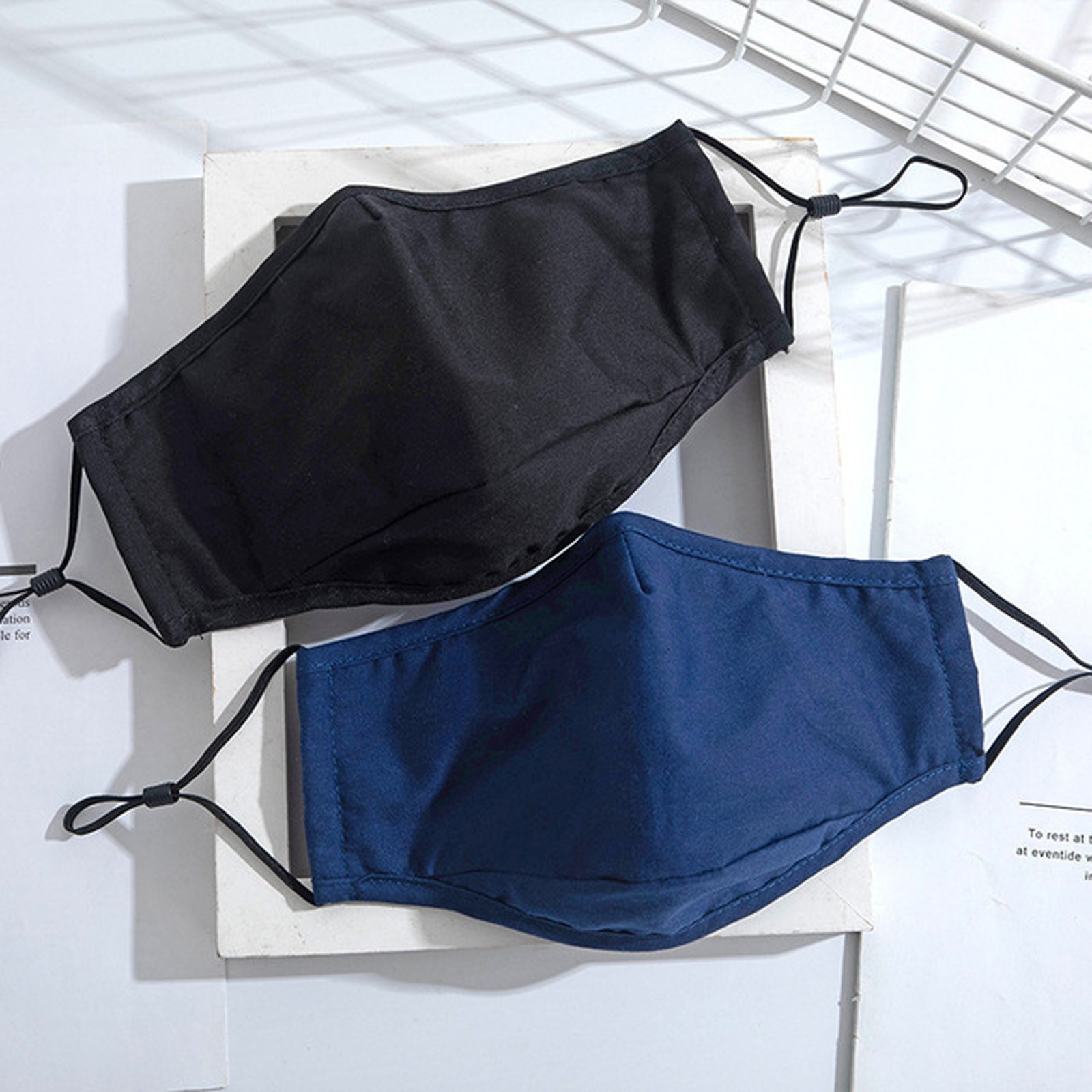 Cloth Face Mask Washable - 男性と女性のための無地のフェイスマスク 再利用可能なフェイスマスク 暖かさを保ち、防風するマスク 冬の屋外サイクリングマスク